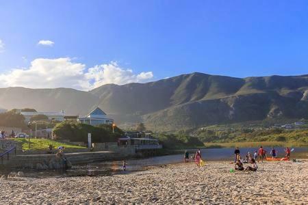 Arbeidsgenot Beach House Villa Hermanus Exterior photo